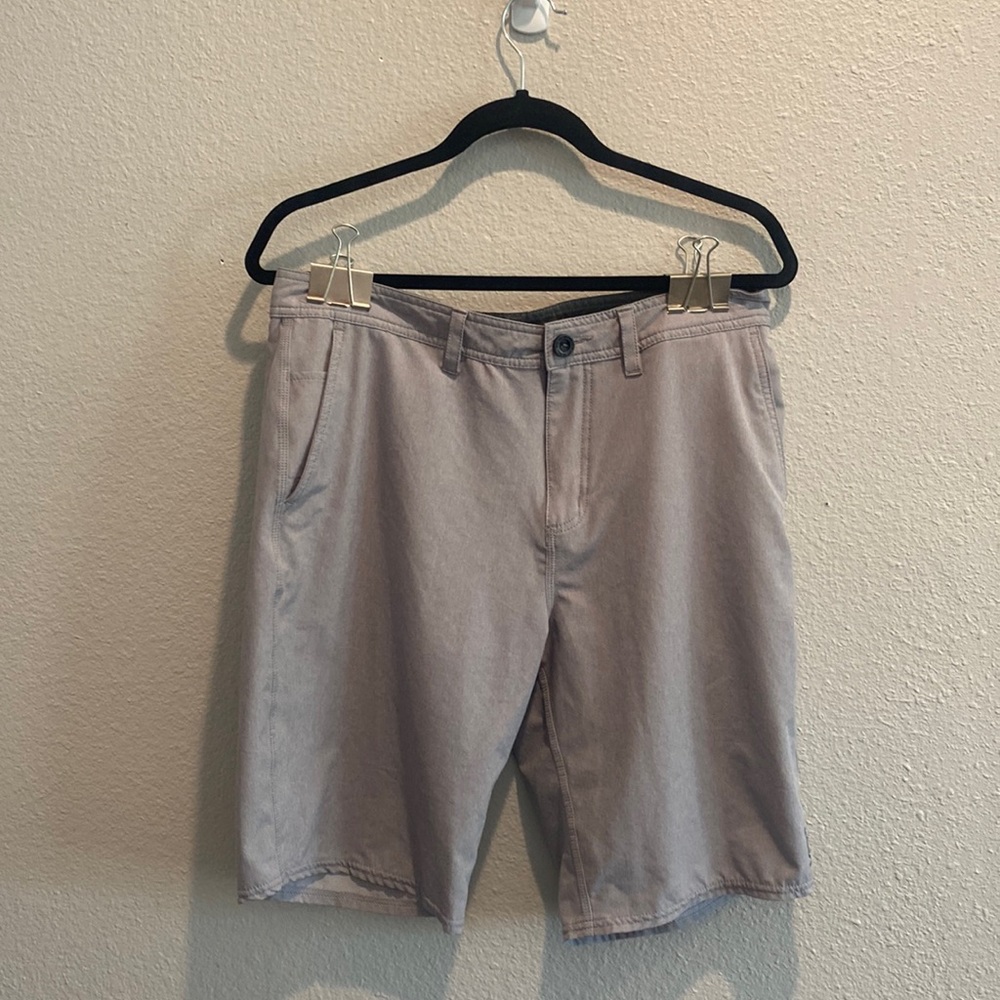 Vans deck spiders water friendly shorts of leisure. Only worn a few times